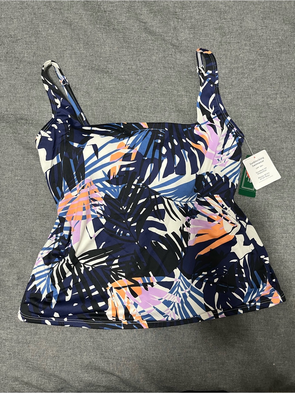 NWT L.L. Bean Tankini Top in Multi Palms size 10